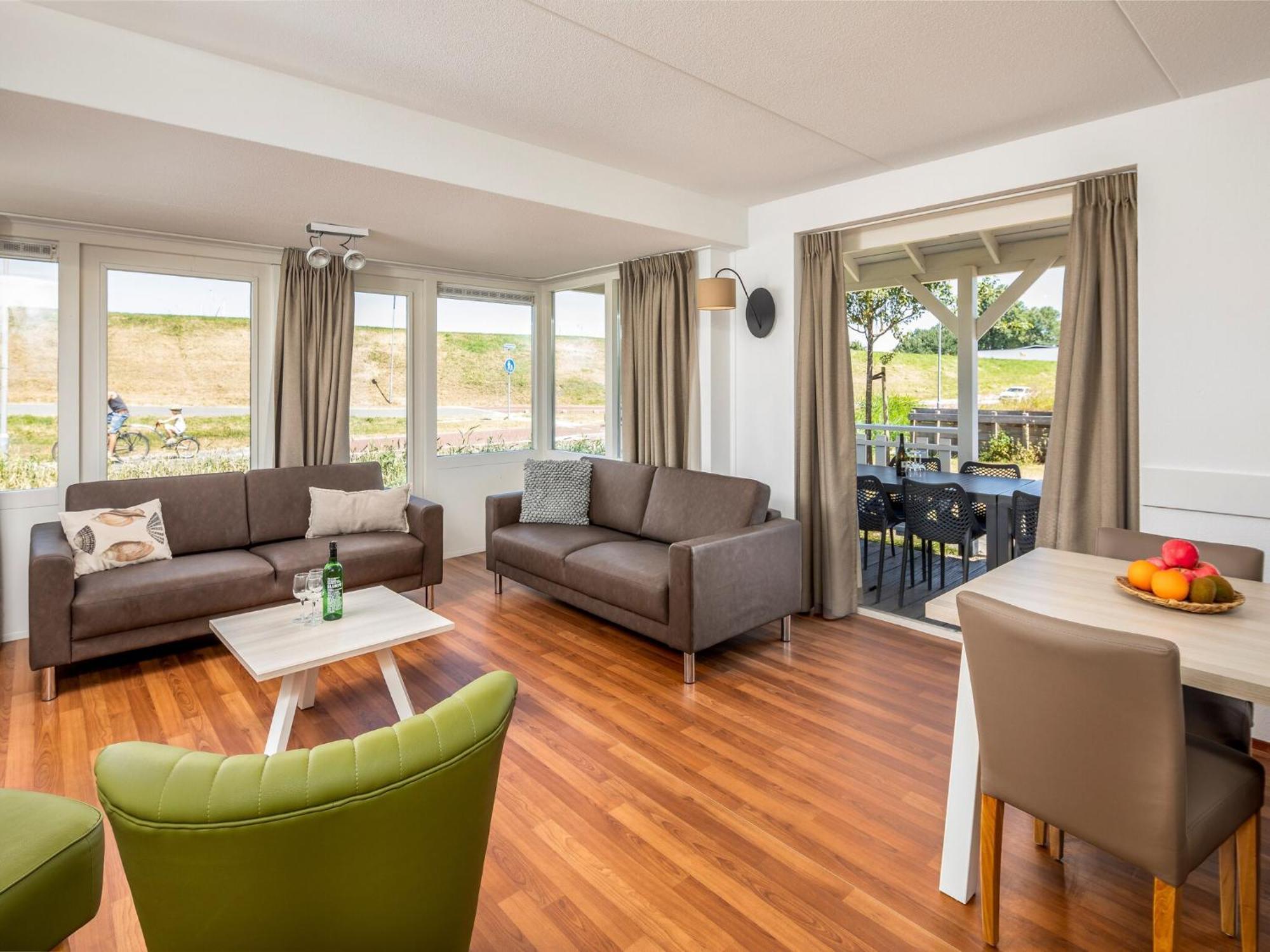 Villa Restyled With Dishwasher, Near The Grevelingen *